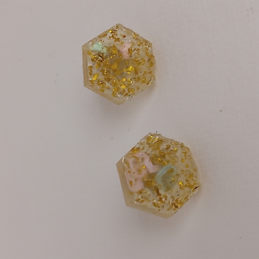5/$25 Hand Crafted Gold Earrings with Hexagonal Design